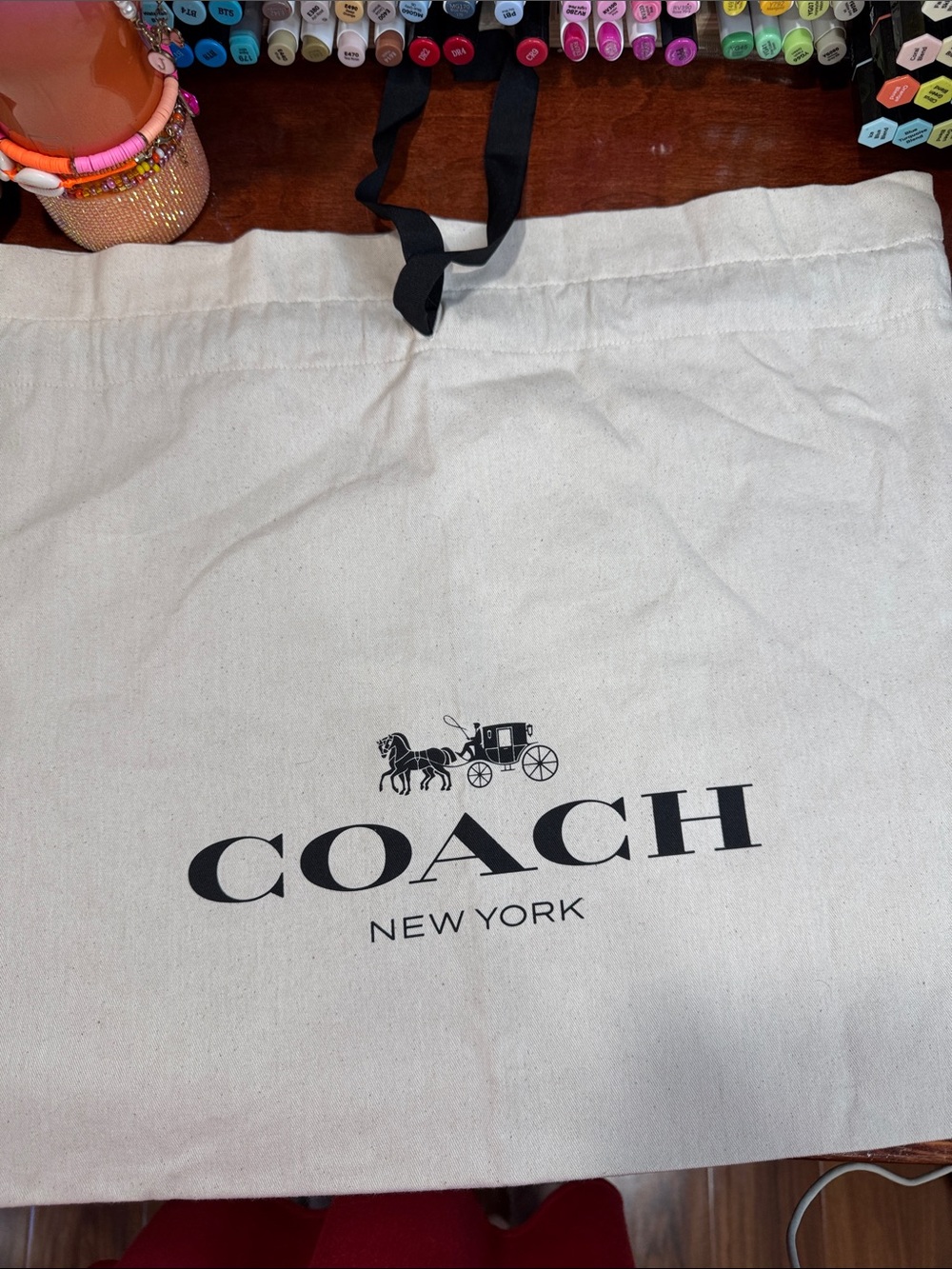 Coach Canvas Dust Bag in Natural with Black Logo in Recycled Cotton